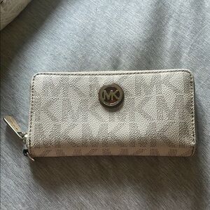 Michael Kors Beige and Gold Signature Zip Wallet